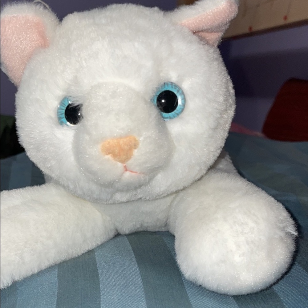 Aurora white cat stuffed plush toy 🐱